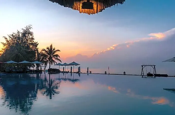 Seahorse & Khách sạn 4*